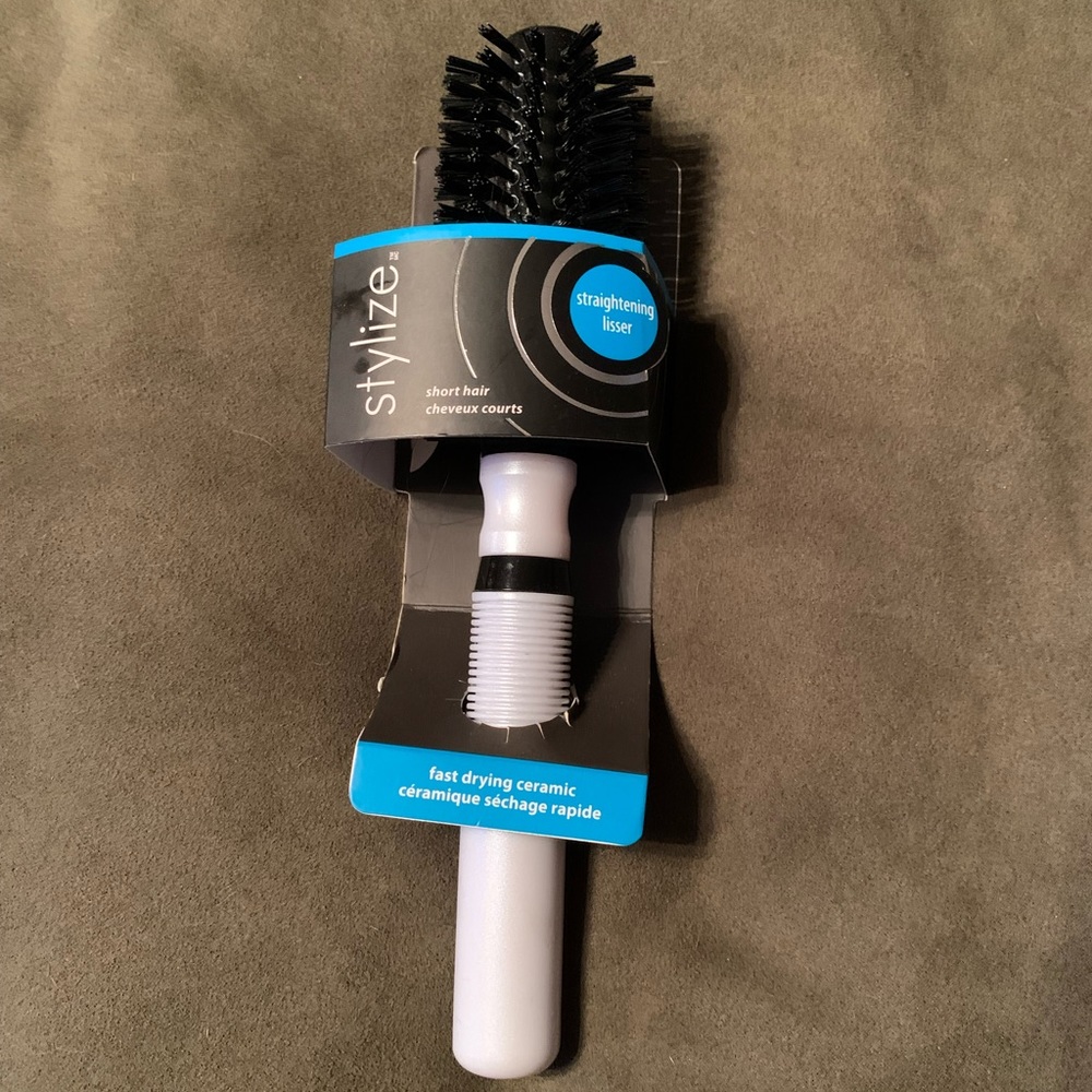 Stylize Ceramic Hair Brush for Straightening and Curling Short Hair 🌸